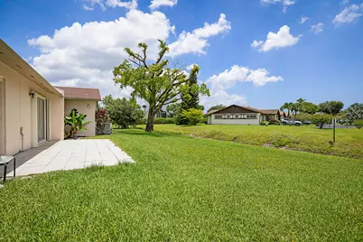 5241 Breadfruit Circle, Delray Beach, FL 33484 - Photo 43