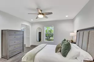 3868 Patio Ct, Palm Springs, FL 33461 - Photo 25