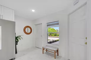 3868 Patio Ct, Palm Springs, FL 33461 - Photo 9