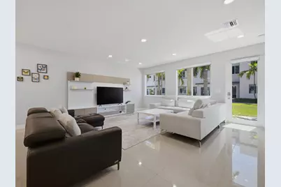 6642 NW 103rd Parkway #6642, Doral, FL 33178 - Photo 5