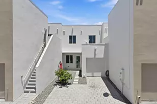 6642 NW 103rd Pkwy, Doral, FL 33178 - Photo 35