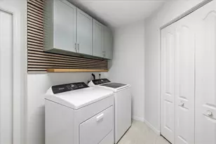 1902 SE Gaskins Cir, Port Saint Lucie, FL 34952 - Photo 9