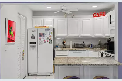 306 Knotty Pine Circle #A-2, Greenacres, FL 33463 - Photo 11