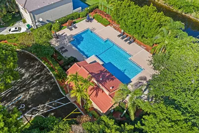 483 NW 87th Terrace, Coral Springs, FL 33071 - Photo 7