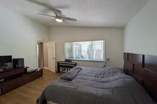 128 Danielle Ct, Weston, FL 33326 - Photo 13