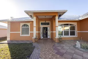 4074 SW Kallen St, Port Saint Lucie, FL 34953 - Photo 3