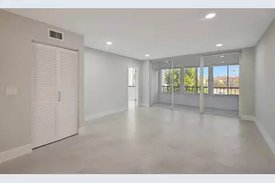 4090 Tivoli Court #208, Lake Worth, FL 33467 - Photo 13