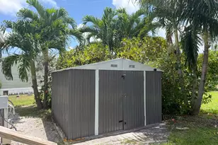 2204 NW 23rd Ave, Boynton Beach, FL 33436 - Photo 25