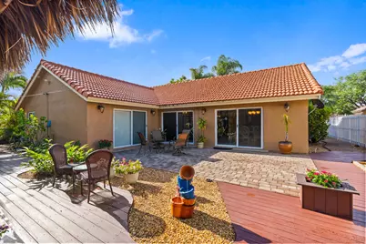 16321 NW 11th Street, Pembroke Pines, FL 33028 - Photo 11