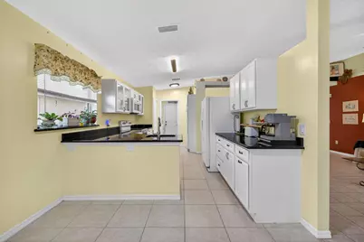 14019 Aguila Avenue, Fort Pierce, FL 34951 - Photo 9