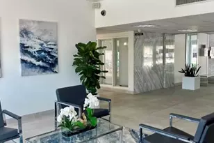 401 Golden Isles Dr, Hallandale Beach, FL 33009 - Photo 15