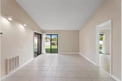 2242 SE Breckenridge Circle, Port Saint Lucie, FL 34952 - Photo 11