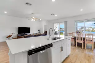5783 SE Sky Blue Cir, Stuart, FL 34997 - Photo 17