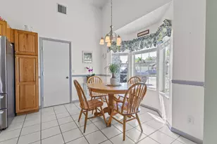 13401 SW 9th Pl, Davie, FL 33325 - Photo 7