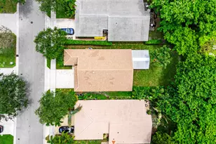 4927 NW 55th Blvd, Coconut Creek, FL 33073 - Photo 3