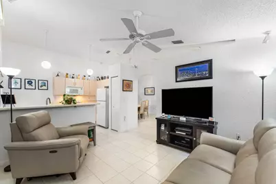 4927 NW 55th Boulevard, Coconut Creek, FL 33073 - Photo 11