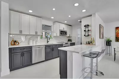 832 SW 10th Avenue, Boca Raton, FL 33486 - Photo 9