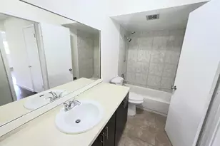 4200 NW 3rd Ct, Plantation, FL 33317 - Photo 21