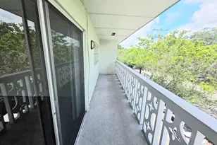 4200 NW 3rd Ct, Plantation, FL 33317 - Photo 15