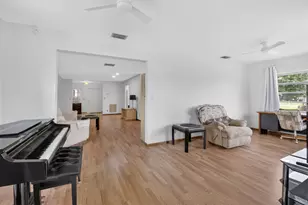 6068 VÃ­a Diana, Delray Beach, FL 33484 - Photo 29
