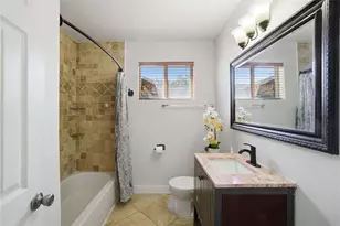 510 S 29th Ct, Hollywood, FL 33020 - Photo 3