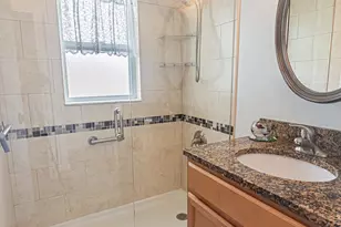 472 SW Talquin Ln, Port Saint Lucie, FL 34986 - Photo 11