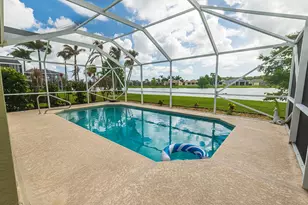472 SW Talquin Ln, Port Saint Lucie, FL 34986 - Photo 15