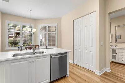 101 Palm Bay Circle #A, Palm Beach Gardens, FL 33418 - Photo 11