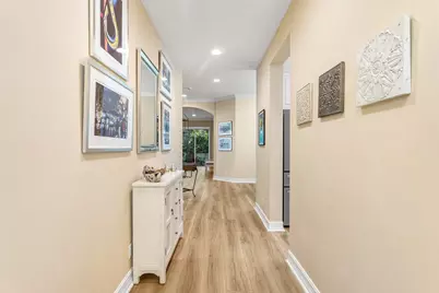 101 Palm Bay Circle #A, Palm Beach Gardens, FL 33418 - Photo 5