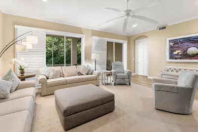 101 Palm Bay Circle #A, Palm Beach Gardens, FL 33418 - Photo 7