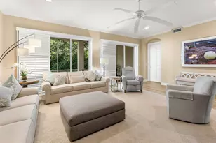 101 Palm Bay Cir, Palm Beach Gardens, FL 33418 - Photo 7