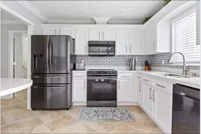 337 Balsam Street, Palm Beach Gardens, FL 33410 - Photo 7