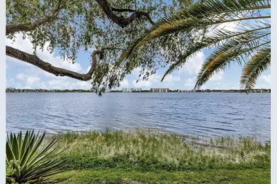 115 Lake Emerald #304, Oakland Park, FL 33309 - Photo 25