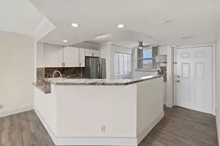 115 Lake Emerald Dr, Oakland Park, FL 33309 - Photo 5