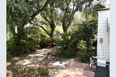 44 SW 5th Street, Dania Beach, FL 33004 - Photo 35