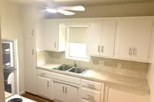 44 SW 5th St, Dania Beach, FL 33004 - Photo 17
