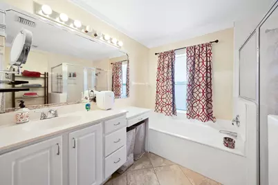 10569 Pelican Drive, Wellington, FL 33414 - Photo 11