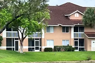 718 NW 92nd Ave, Plantation, FL 33324 - Photo 17