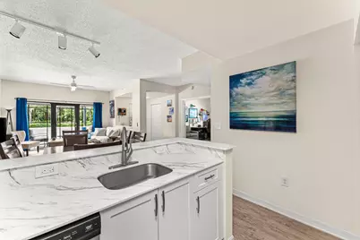 2801 Sarento Place #102, Palm Beach Gardens, FL 33410 - Photo 9