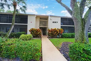 297 Deer Creek Blvd, Deerfield Beach, FL 33442 - Photo 1