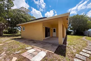 453 N Deerfield Ave, Deerfield Beach, FL 33441 - Photo 5