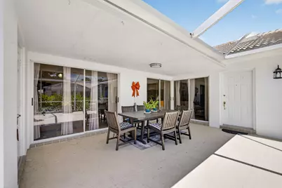 1702 Silverleaf Oak Court, Palm Beach Gardens, FL 33410 - Photo 9