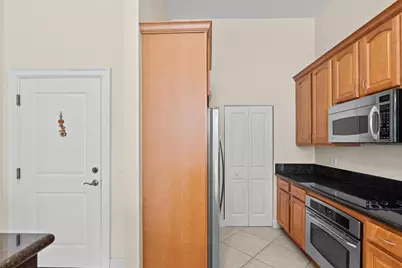 16102 Emerald Estates Drive #128, Weston, FL 33331 - Photo 55