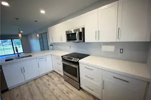 21766 Cypress Dr, Boca Raton, FL 33433 - Photo 15