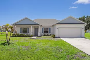 2063 SE South Buttonwood Dr, Port Saint Lucie, FL 34952 - Photo 1