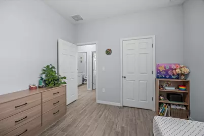 2063 SE South Buttonwood Drive, Port Saint Lucie, FL 34952 - Photo 23
