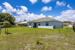2063 SE South Buttonwood Dr, Port Saint Lucie, FL 34952 - Photo 29