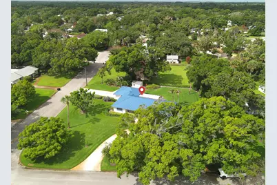 2301 Avalon Avenue, Vero Beach, FL 32960 - Photo 3