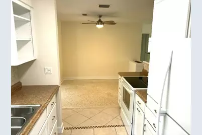 507 SW 2nd Avenue, Dania Beach, FL 33004 - Photo 11