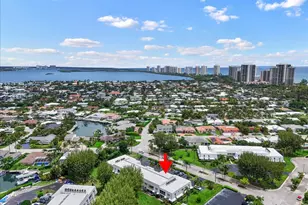 1205 NE Sandy Ln, Singer Island, FL 33404 - Photo 27